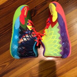 Boys Puma Lamelo Ball “Be You” basketball shoe.  Youth Size 5C. Lightly used.